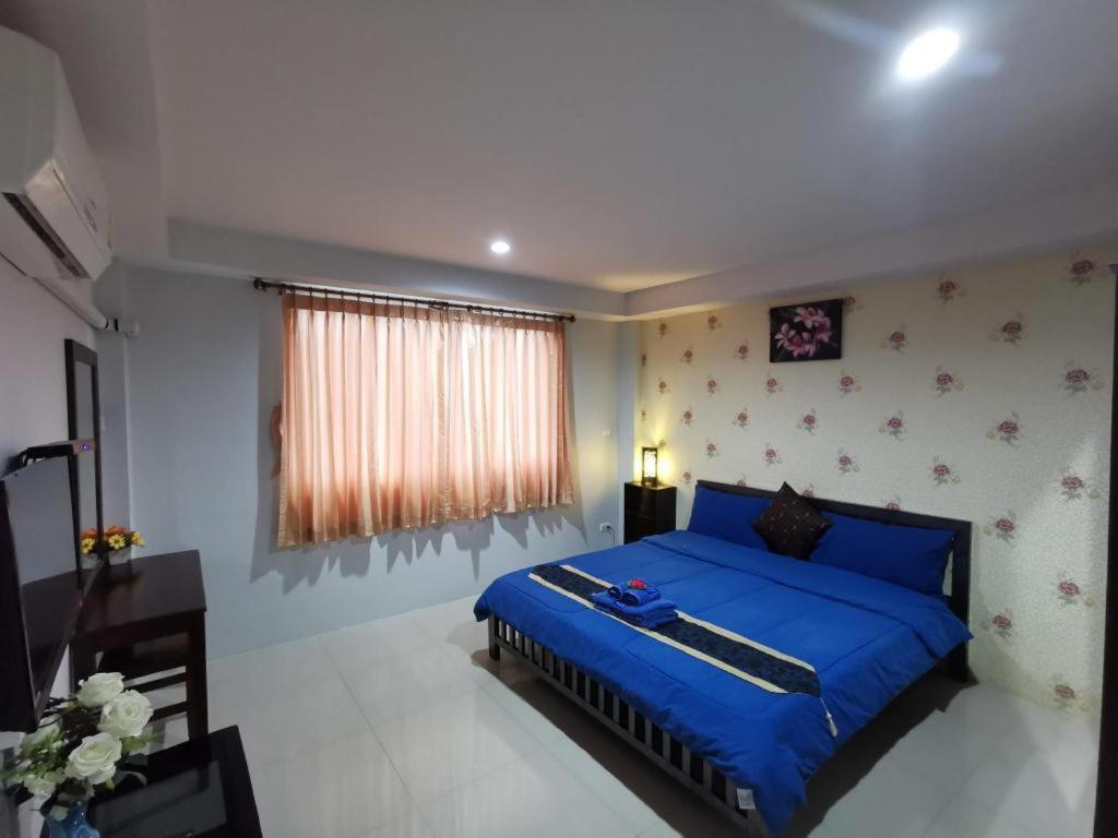 Tontalay Hotel Bang Saen Ngoại thất bức ảnh