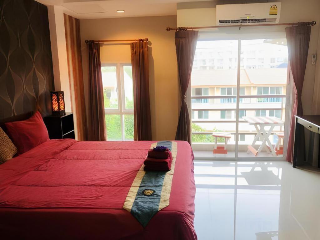Tontalay Hotel Bang Saen Ngoại thất bức ảnh