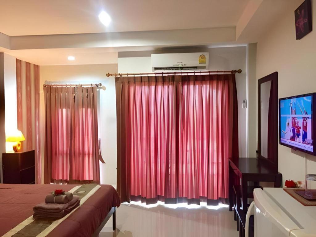 Tontalay Hotel Bang Saen Ngoại thất bức ảnh