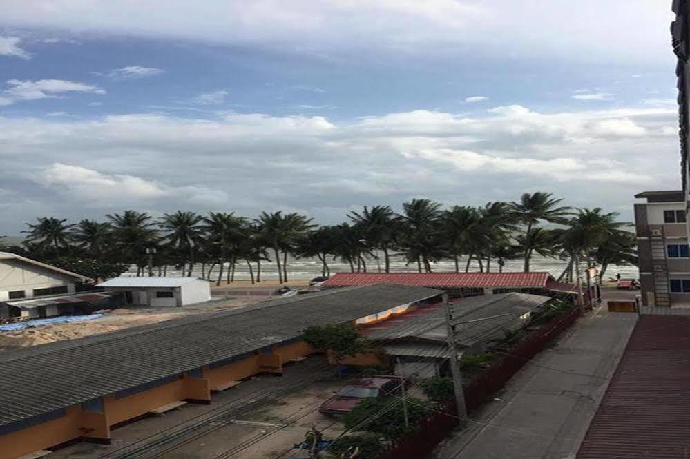 Tontalay Hotel Bang Saen Ngoại thất bức ảnh